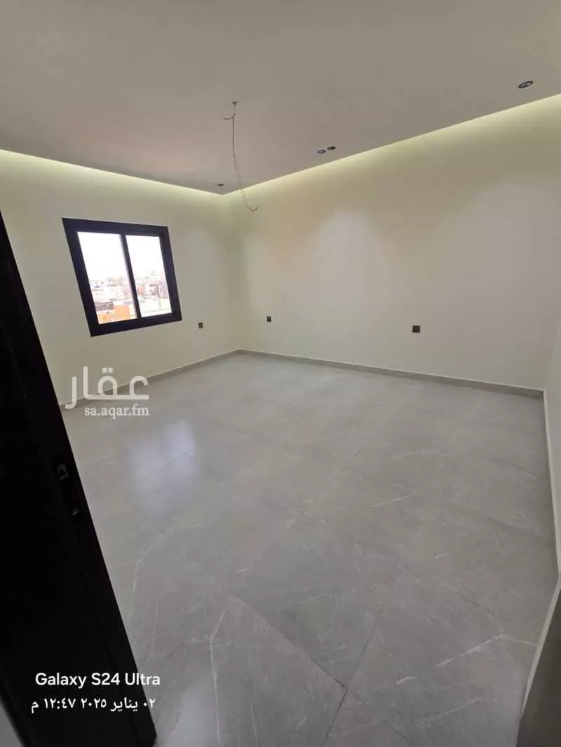 4 bedroom apartment in Al Rawdah 8