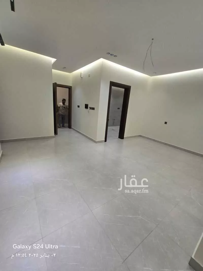 4 bedroom apartment in Al Rawdah 10