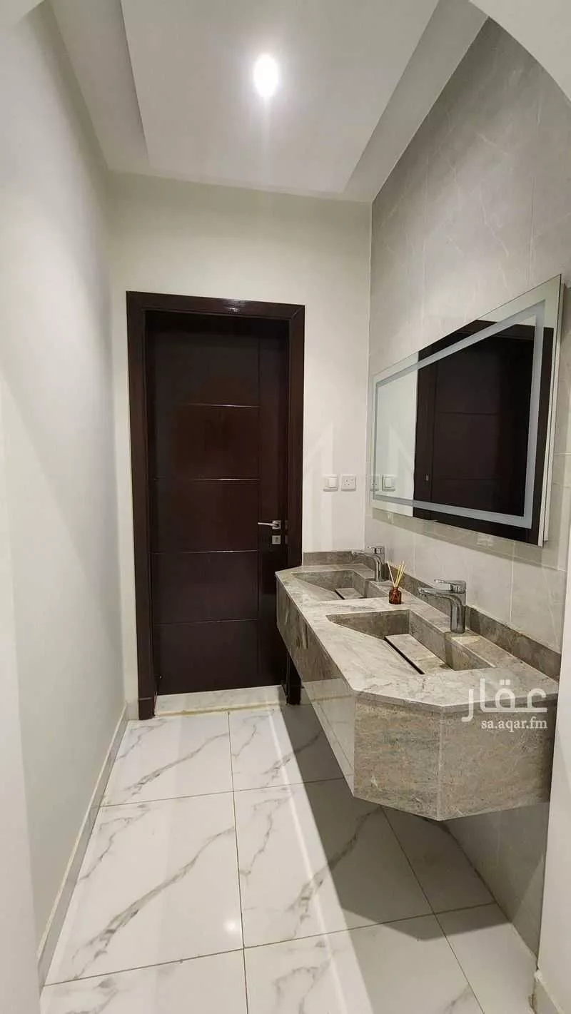 5 bedroom apartment in Al Sawari 3