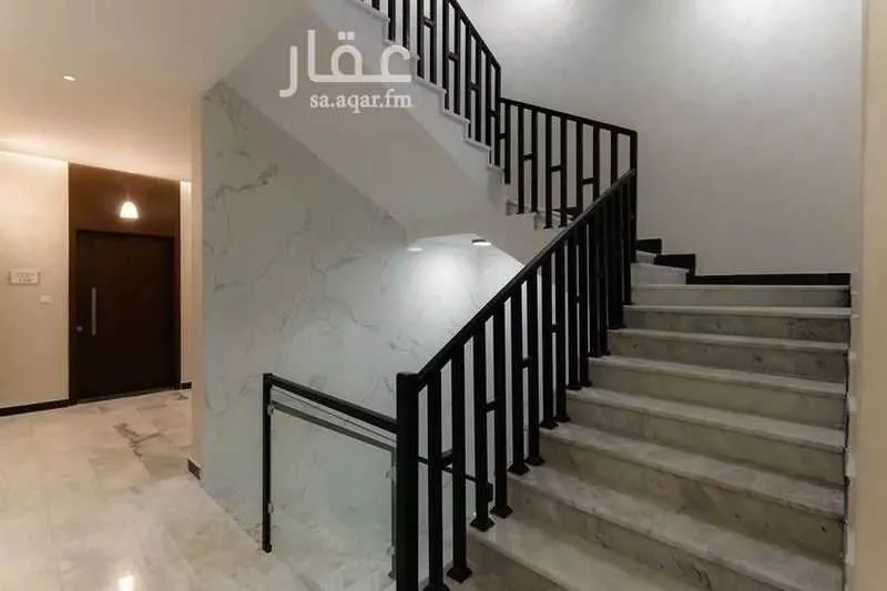 شقة 4 غرف في النزهة 6