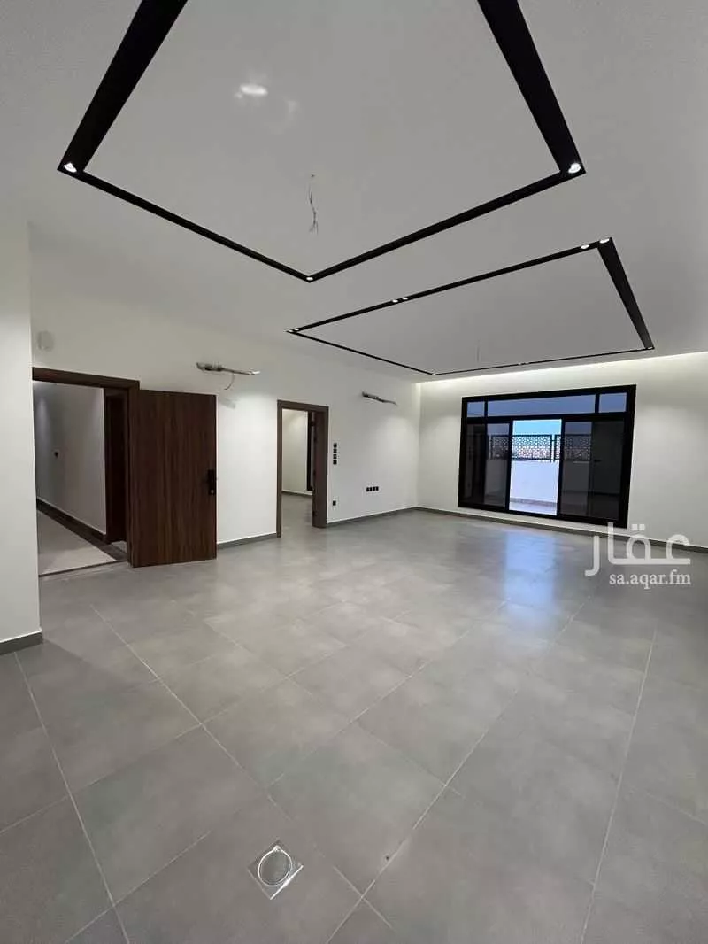 4 bedroom apartment in Al Sharafiyah 12