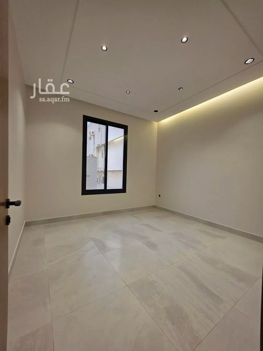5 bedroom apartment in Al Safa 9