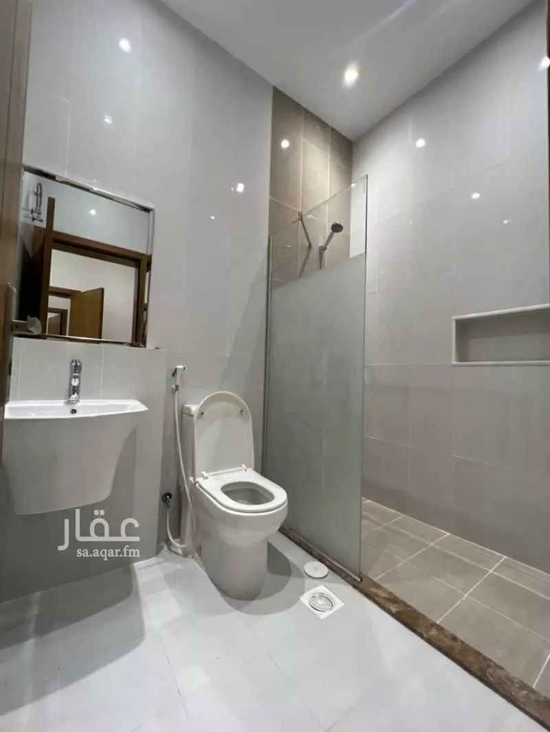 5 bedroom apartment in Al Wurud 5