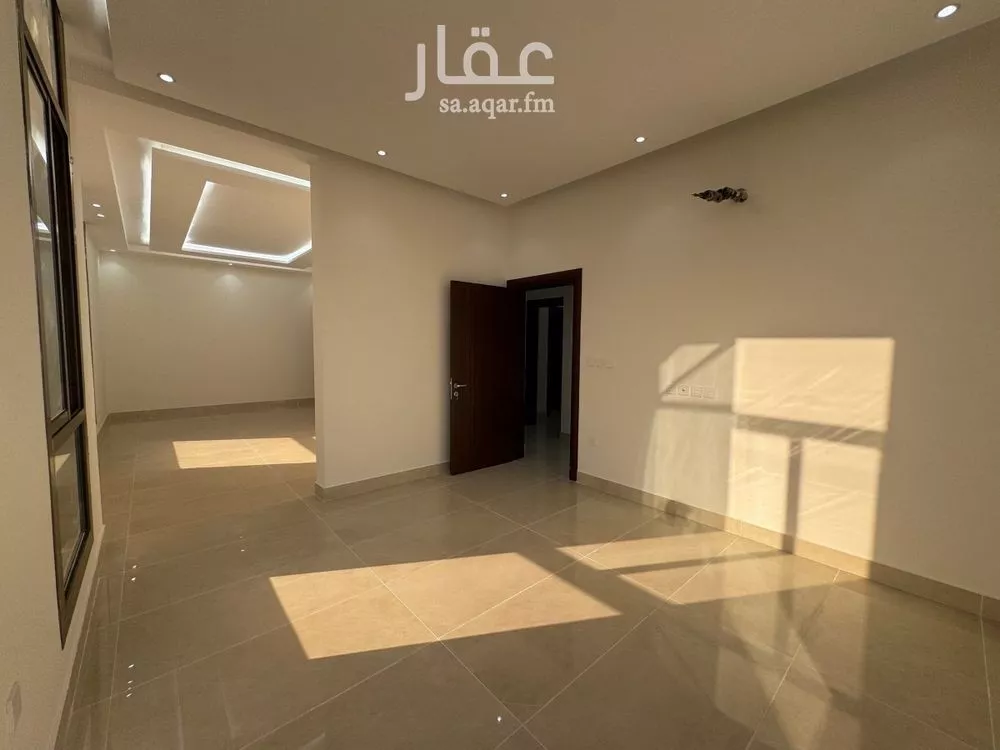 5 bedroom apartment in Al Rawdah 14