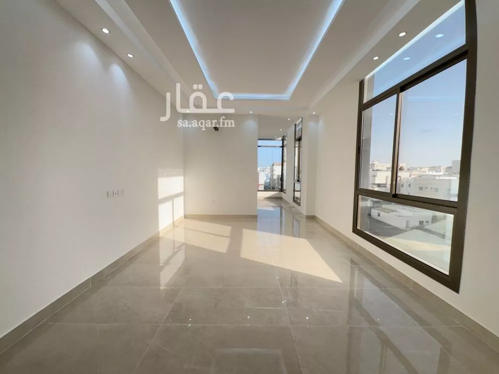 5 bedroom apartment in Al Rawdah 6