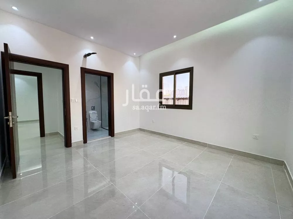 5 bedroom apartment in Al Rawdah 9