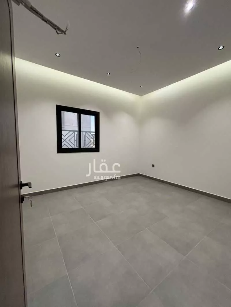 4 bedroom apartment in Al Rawdah 5