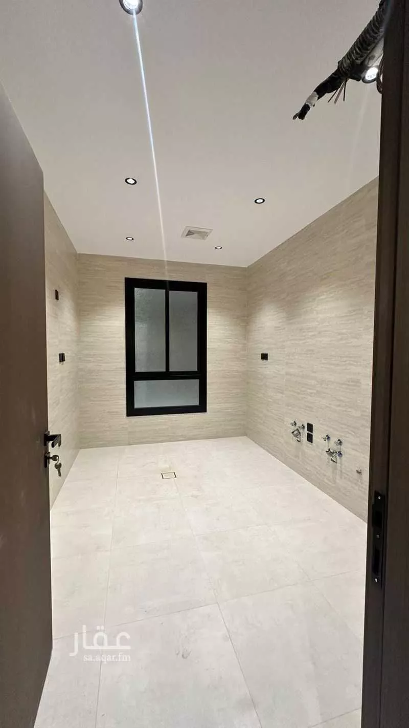 3 bedroom apartment in Al Rehab 7