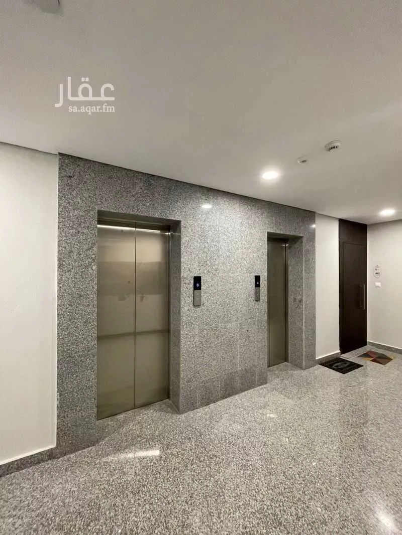 5 bedroom apartment in Al Hamdaniyah 3