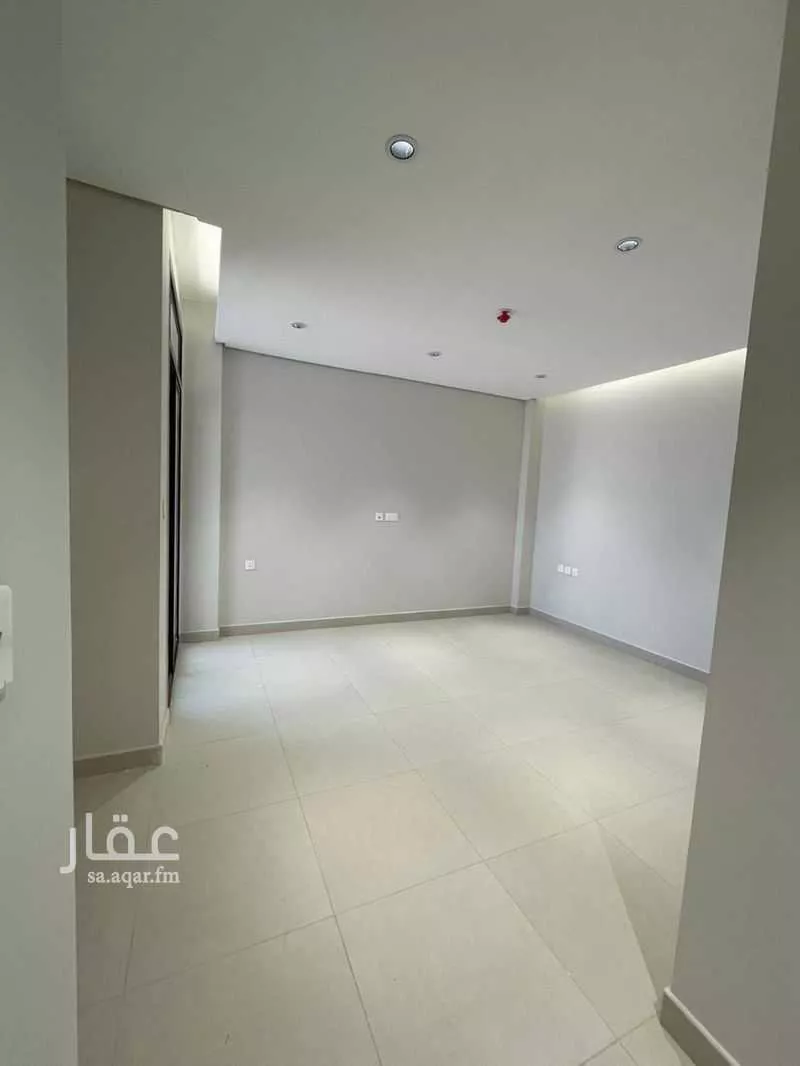 5 bedroom apartment in Al Hamdaniyah 24