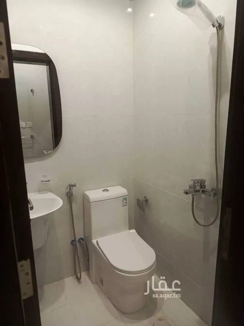 5 bedroom apartment in Al Nuzhah 17