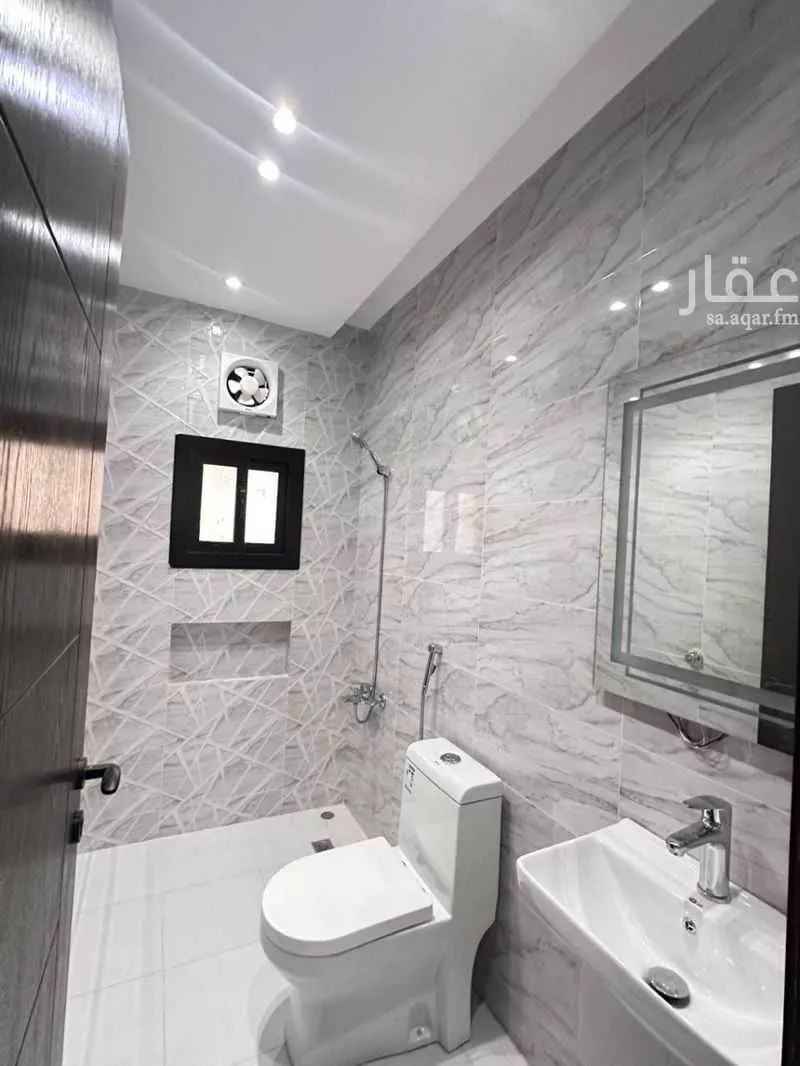 6 bedroom apartment in Muraykh 13