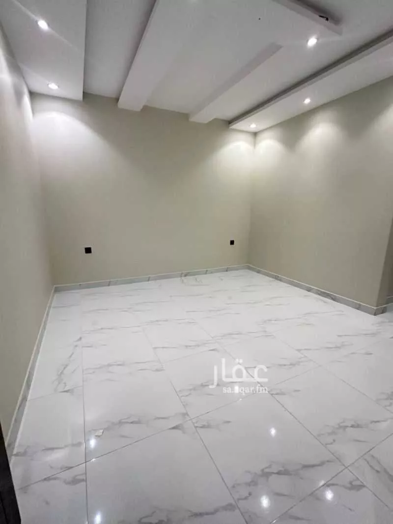 6 bedroom apartment in Muraykh 14