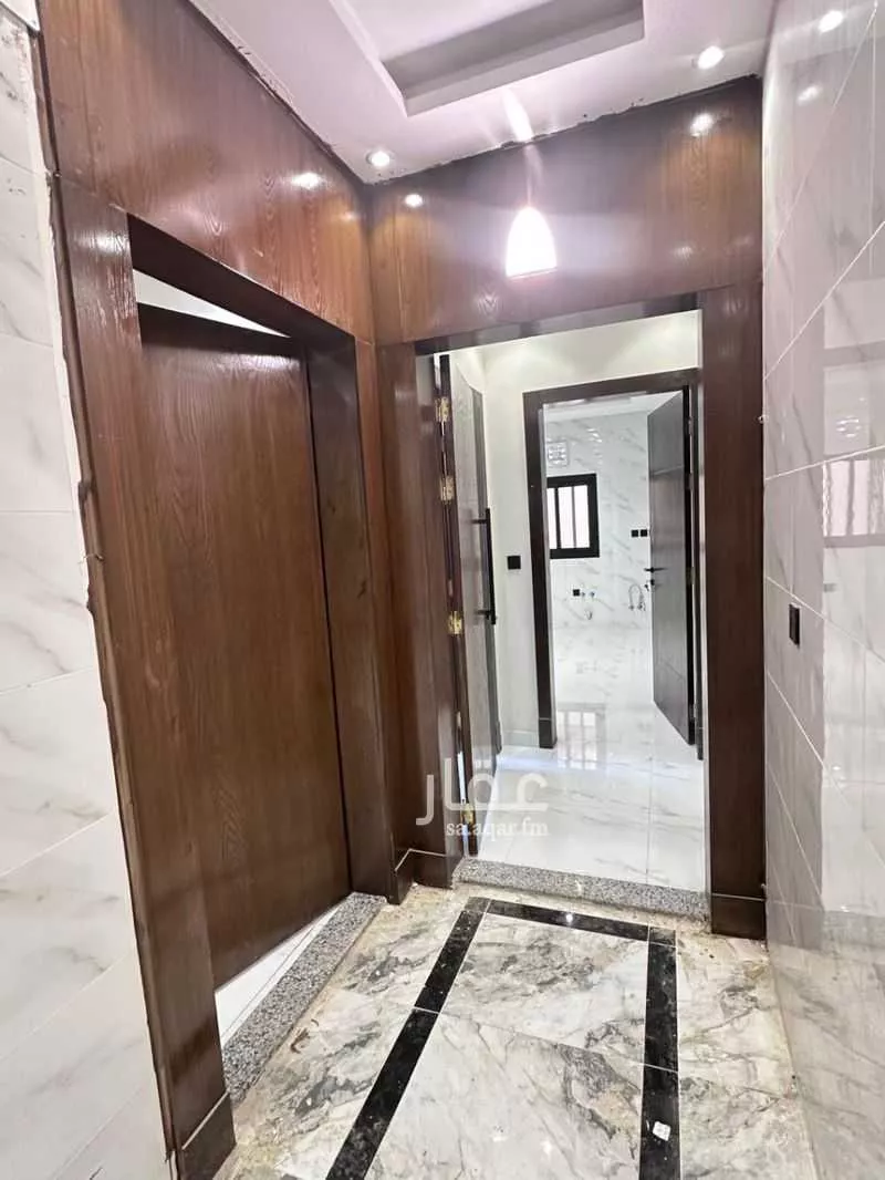 6 bedroom apartment in Muraykh 3