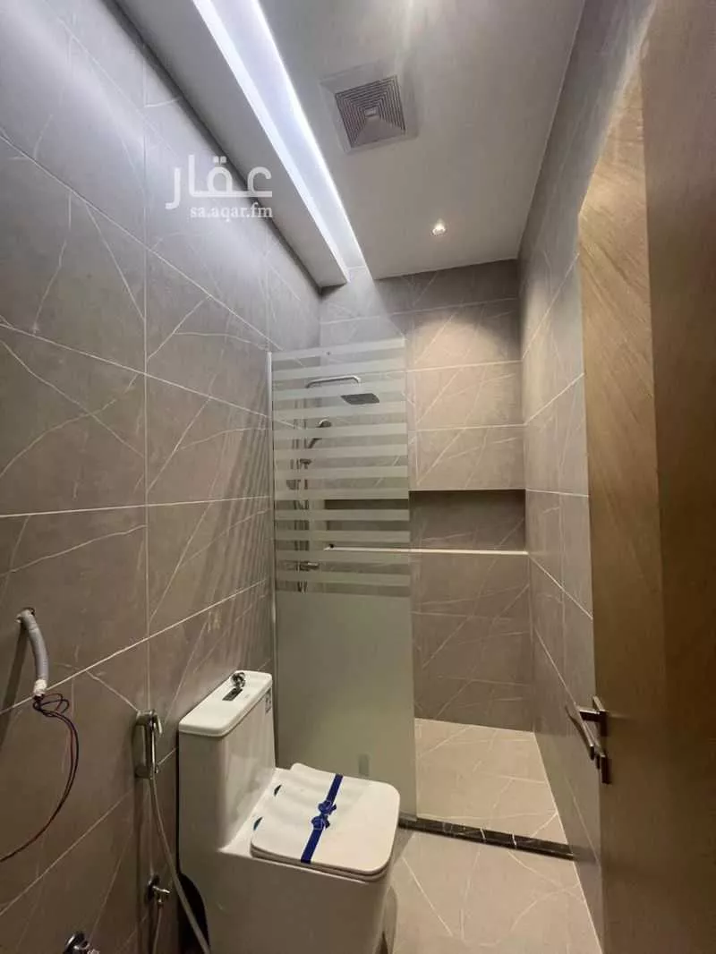3 bedroom apartment in Al Naseem 8