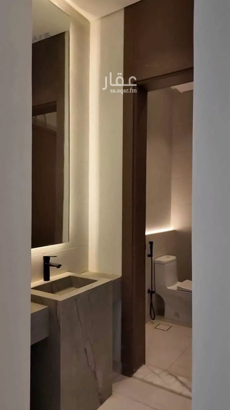 5 bedroom apartment in Al Salamah 11