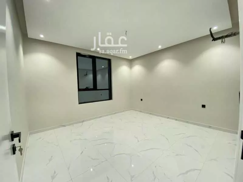 5 bedroom apartment in Mishrifah 9