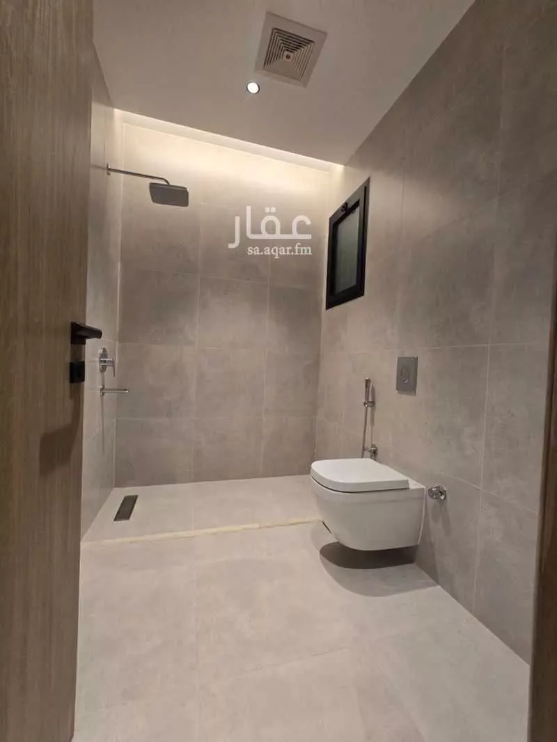 شقة 3 غرف في طيبة 8