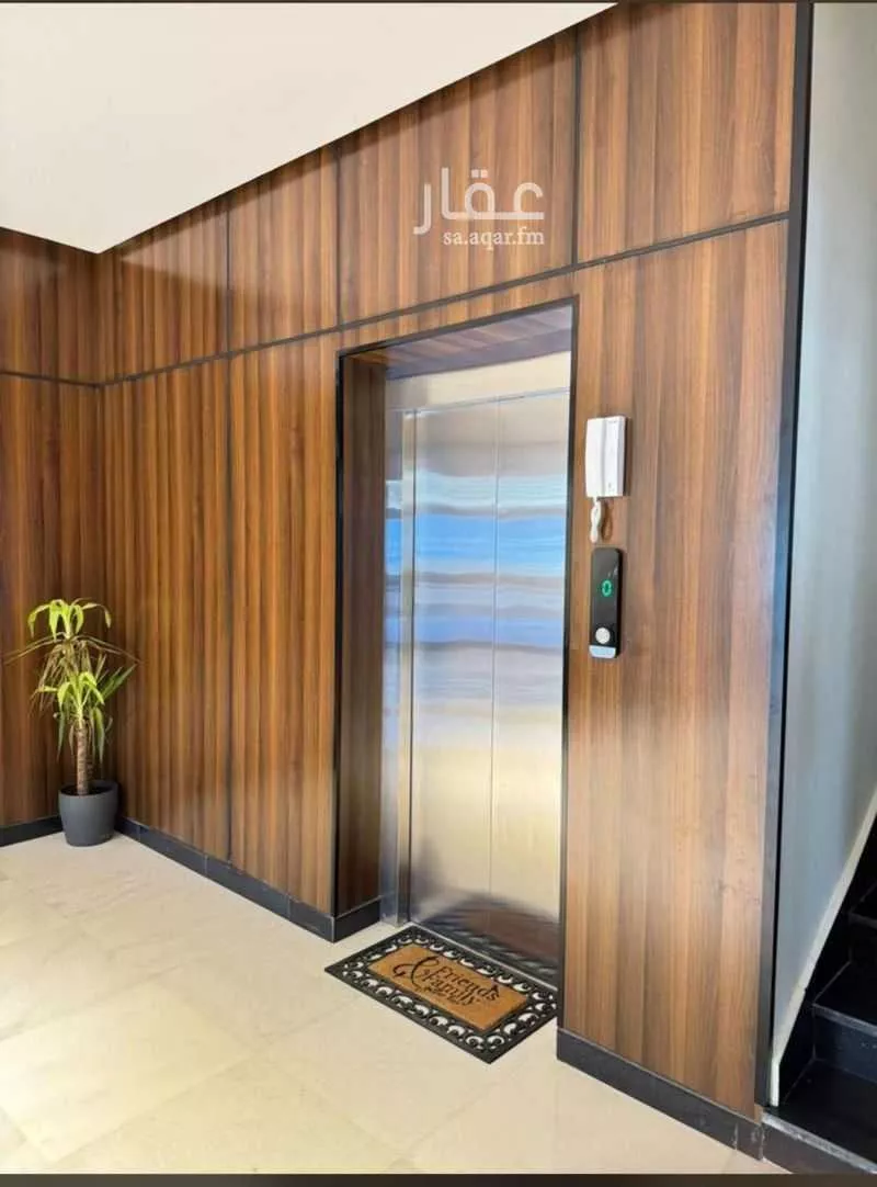 5 bedroom apartment in Al Aziziyah 3