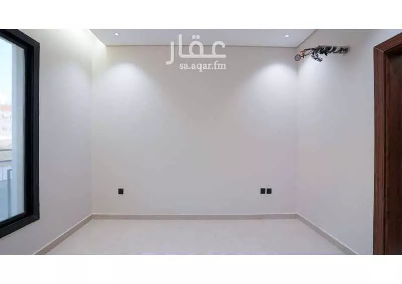 شقة 4 غرف في الريان 21