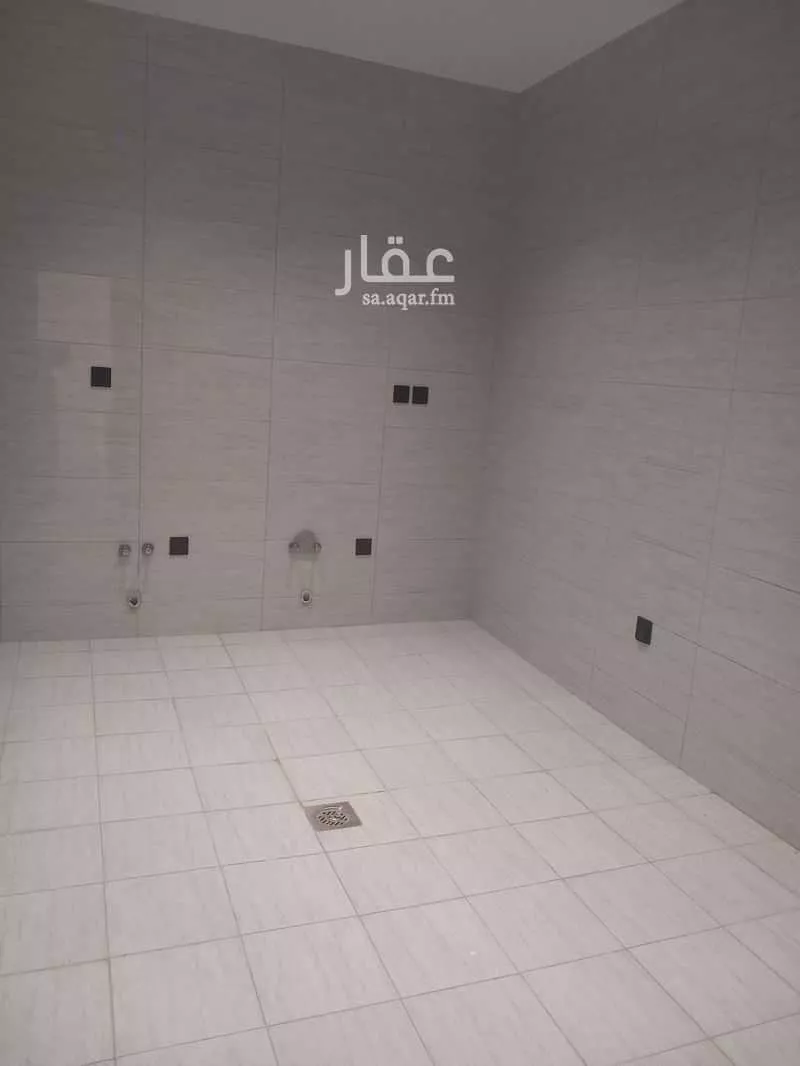 شقة 4 غرف في الرحاب 2