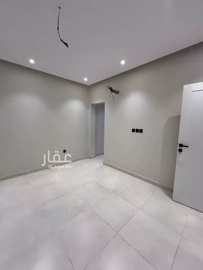 5 bedroom villa in Al Manar 13