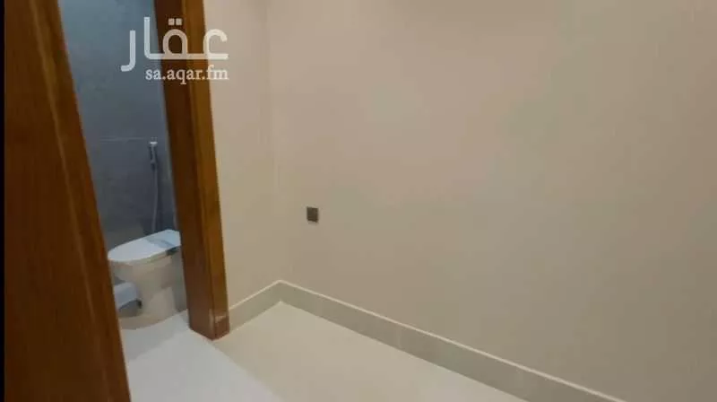 شقة 4 غرف في الروضة 2