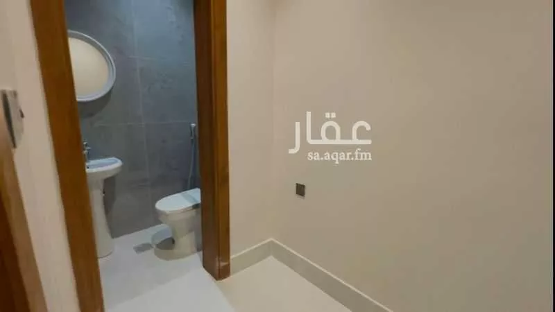 شقة 4 غرف في الروضة 4