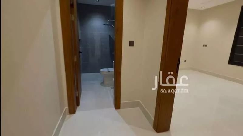 شقة 4 غرف في الروضة 5