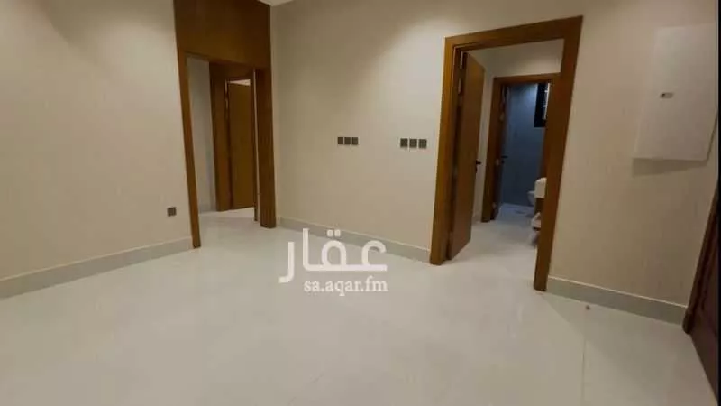شقة 4 غرف في الروضة 6