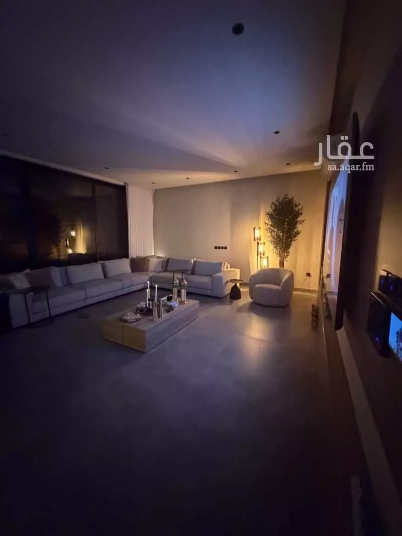 4 bedroom apartment in Al Rabwa 8