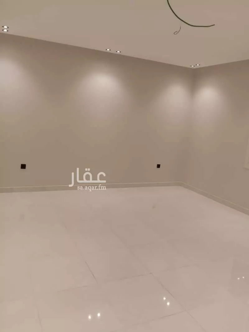 شقة 5 غرف في طيبة 12