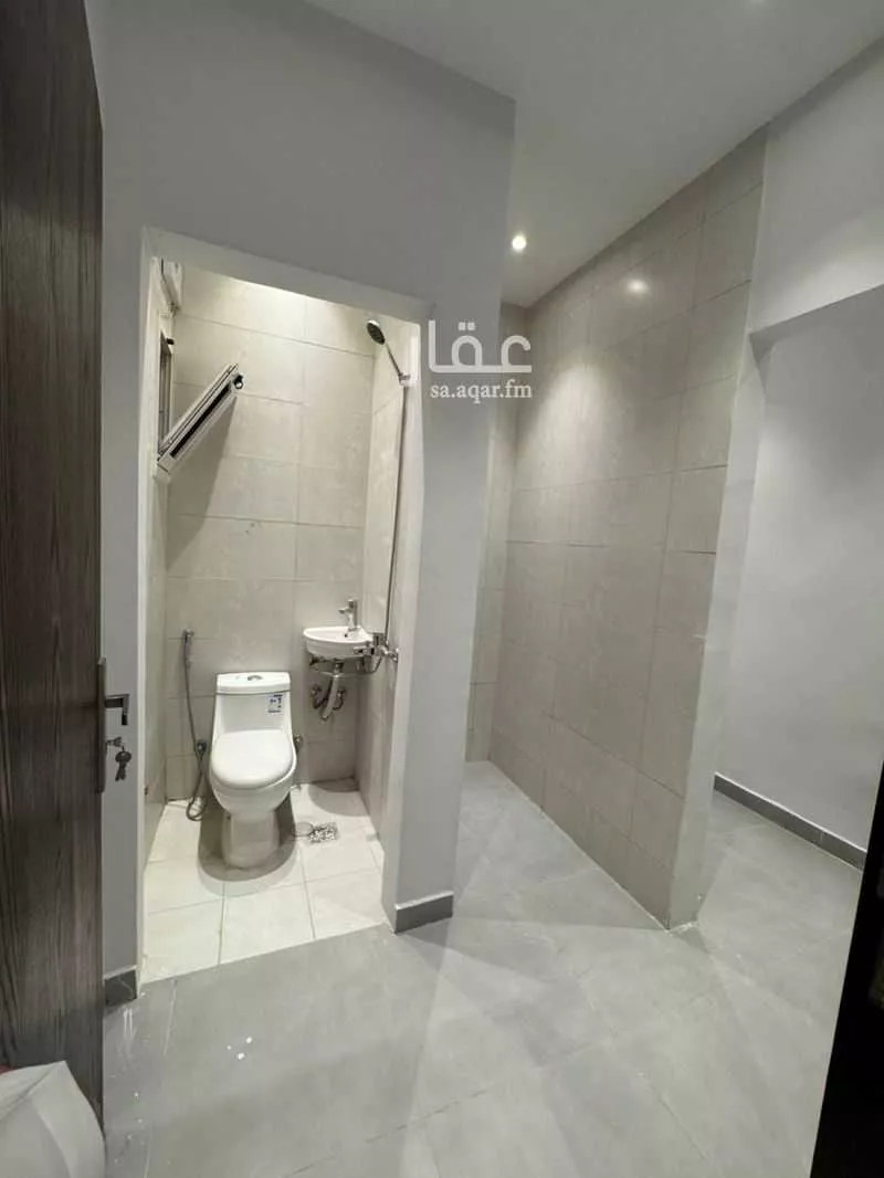 5 bedroom apartment in Um Hableen 11
