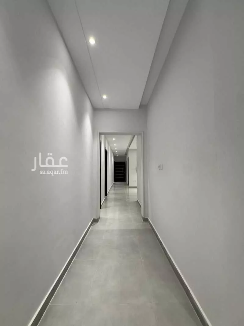 5 bedroom apartment in Um Hableen 9
