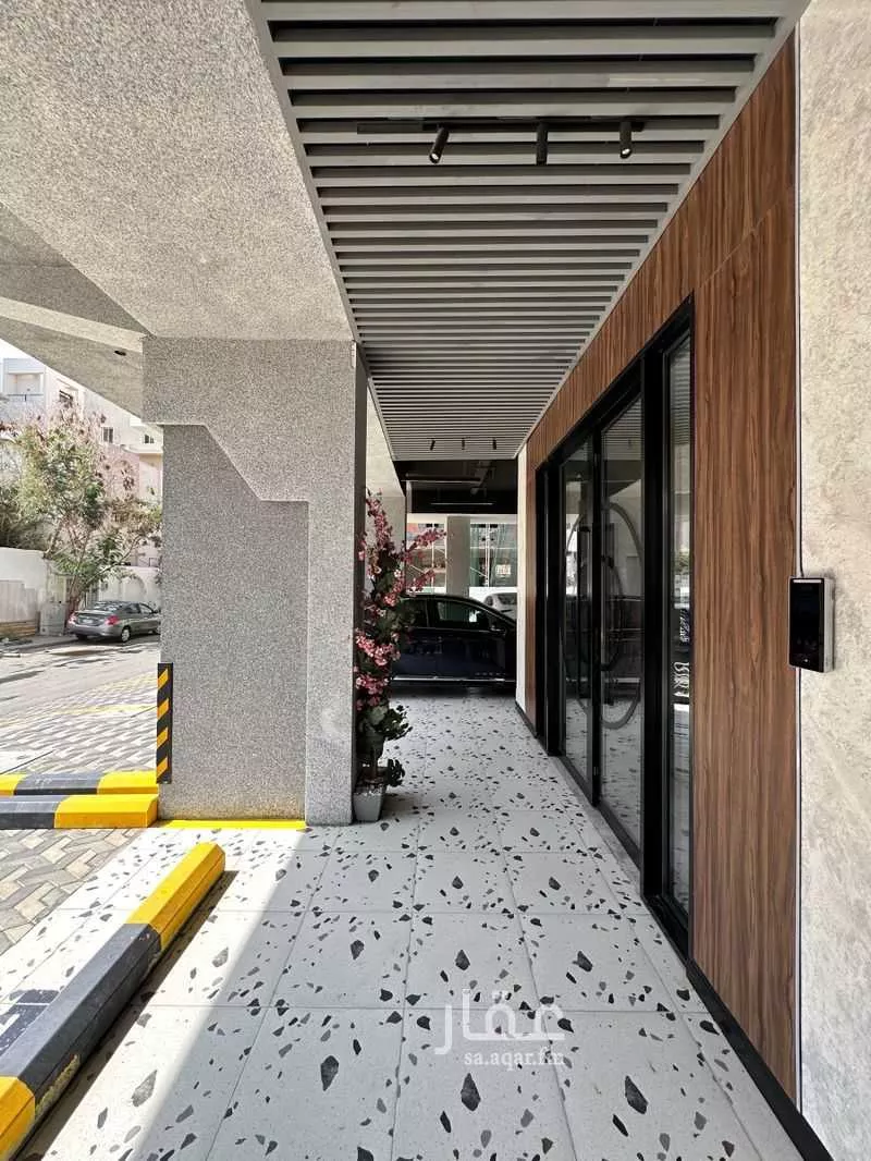 2 bedroom apartment in Al Rawdah 4