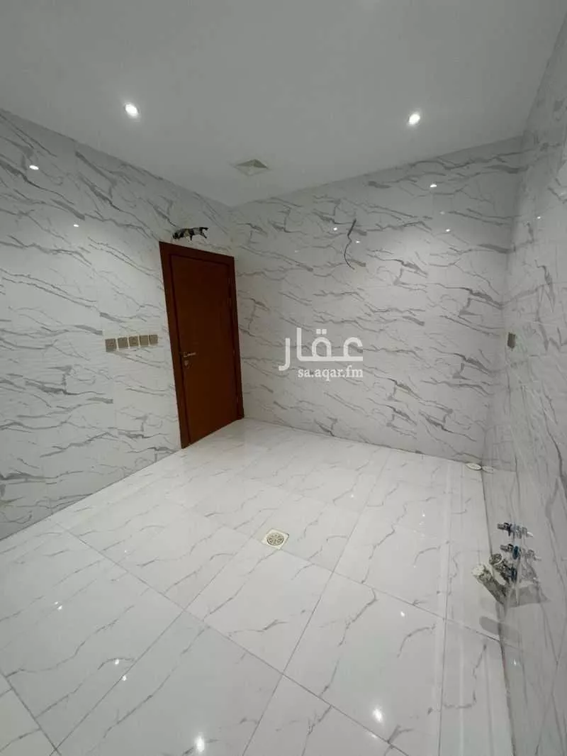 5 bedroom apartment in Ar Rayan 4