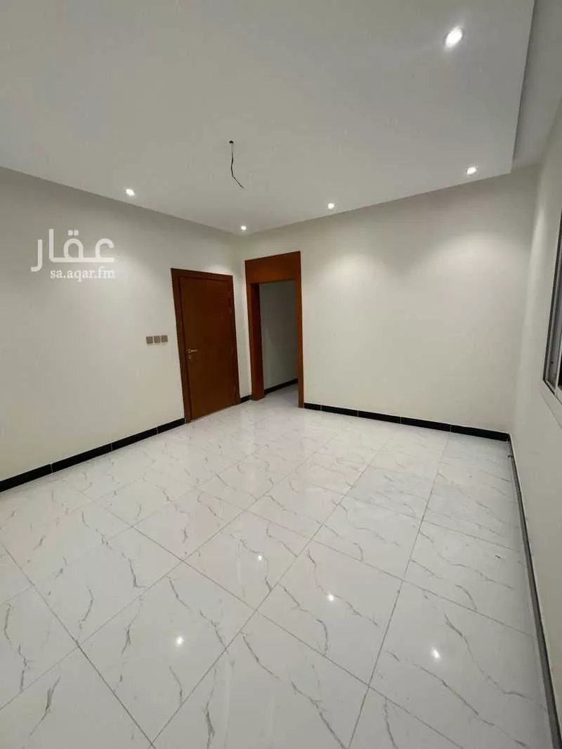 5 bedroom apartment in Ar Rayan 8