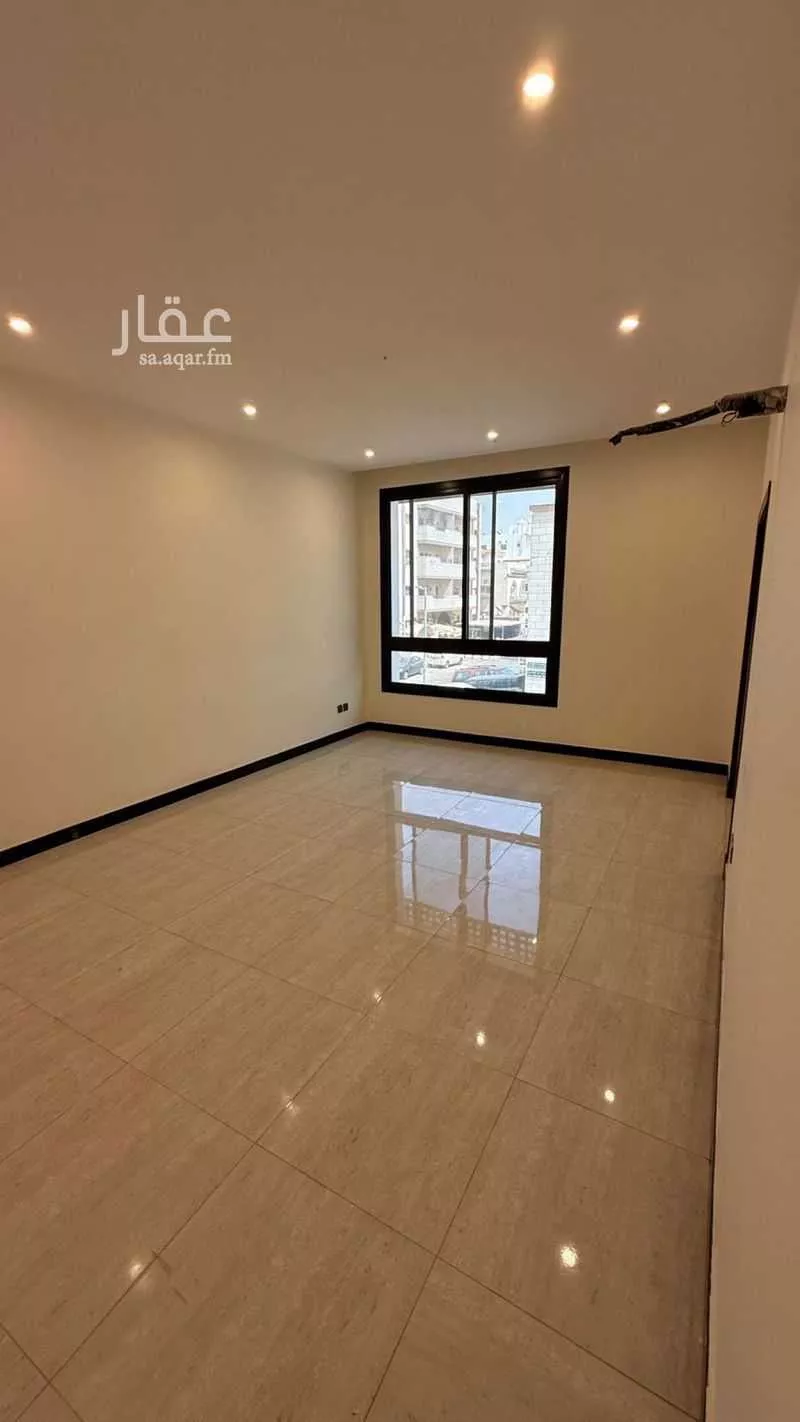 5 bedroom apartment in Al Safa 8