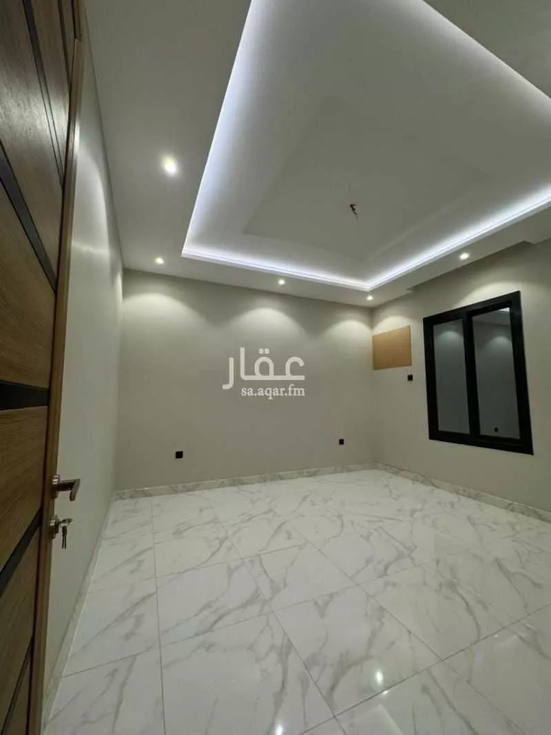 شقة 5 غرف في الريان 4