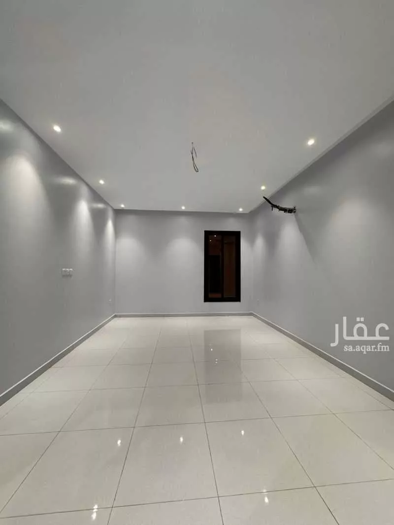 شقة 4 غرف في الريان 6