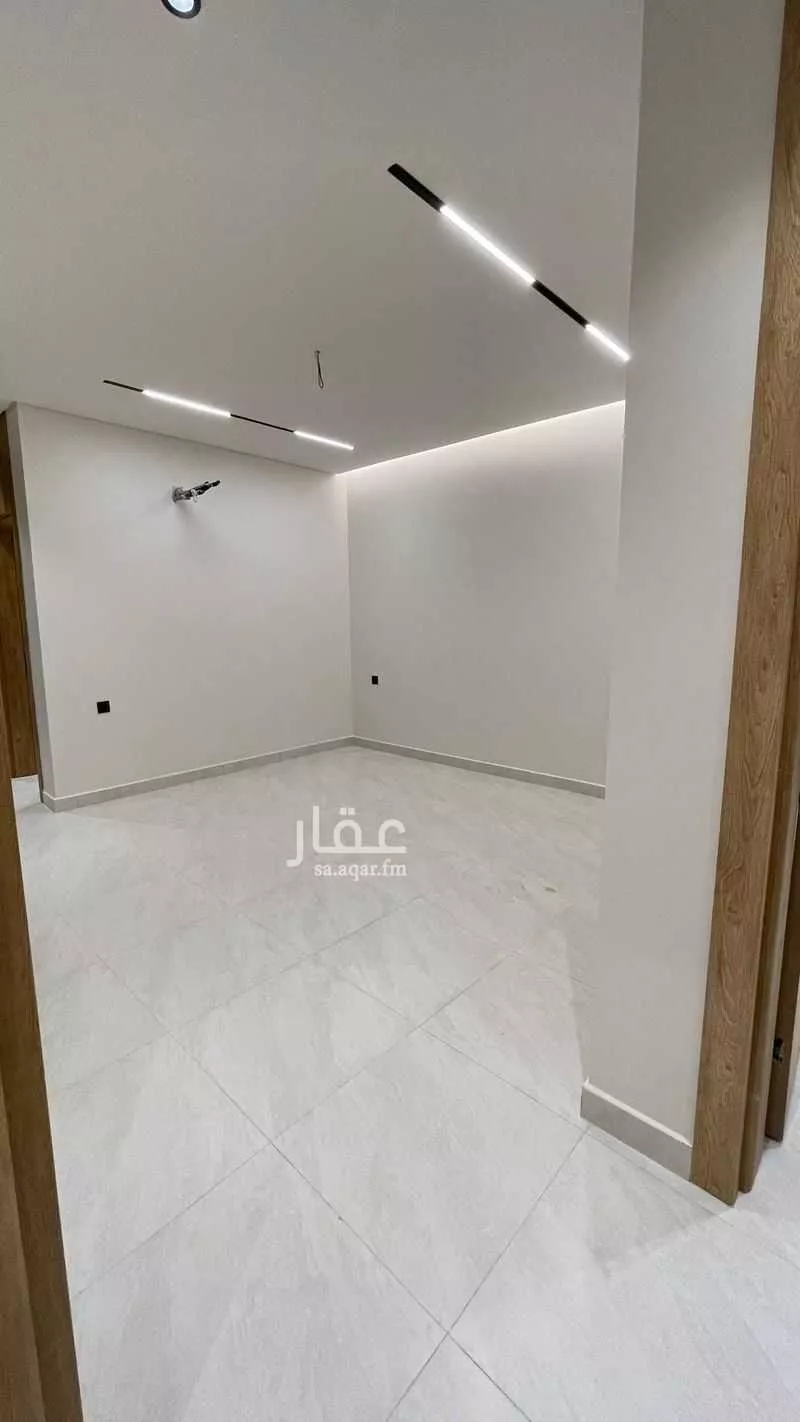 4 bedroom apartment in Al Rawdah 8