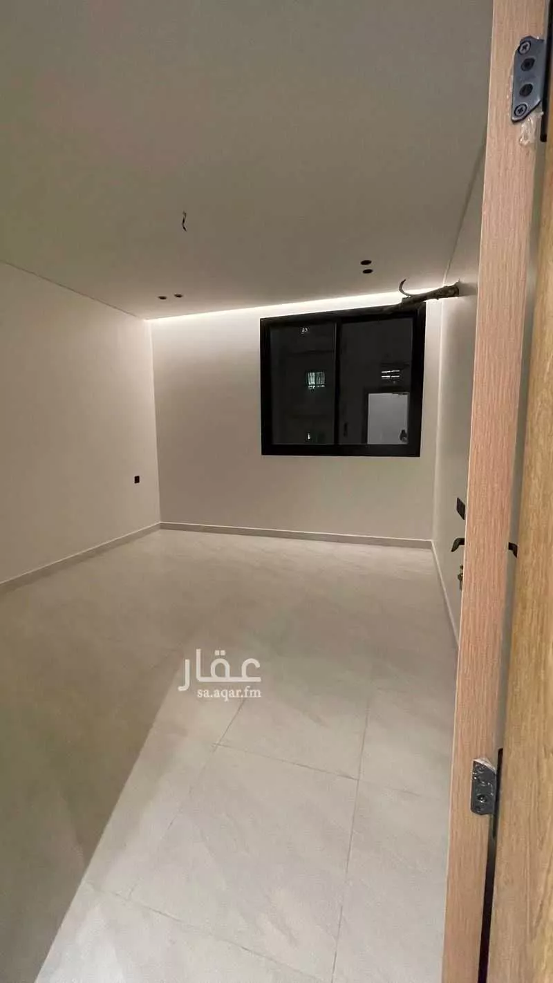 4 bedroom apartment in Al Rawdah 9