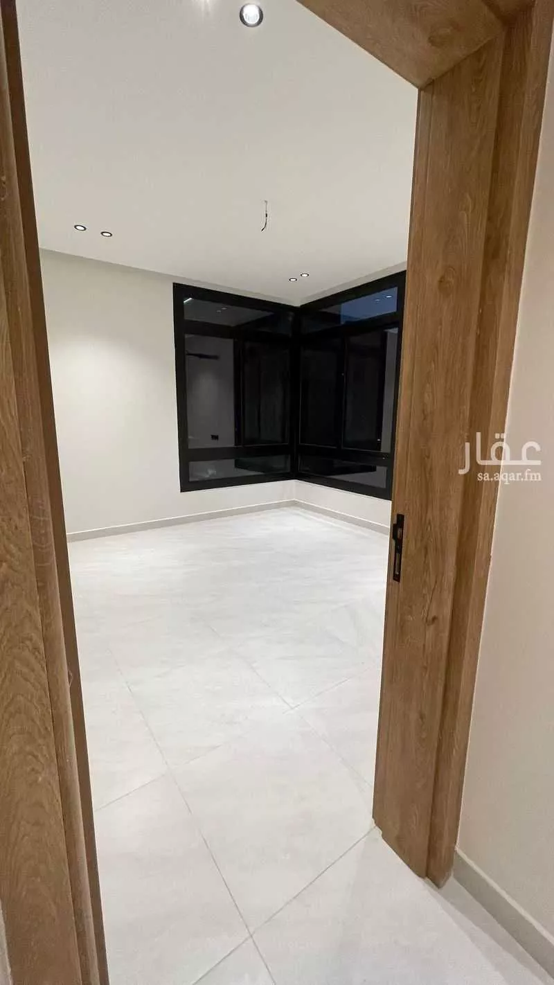 4 bedroom apartment in Al Rawdah 10