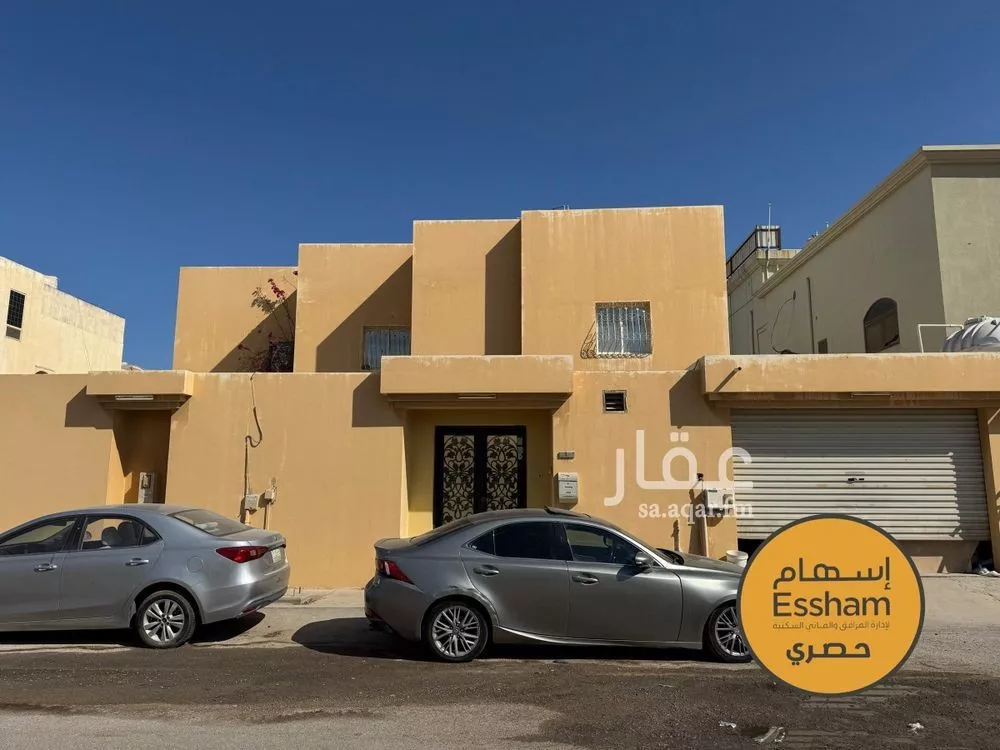 5 bedroom villa in East Beach 2