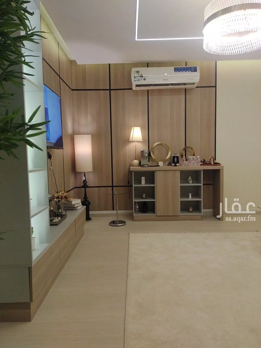 5 bedroom apartment in Al Manar 6