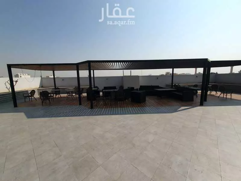 شقة 4 غرف في الصفا 30
