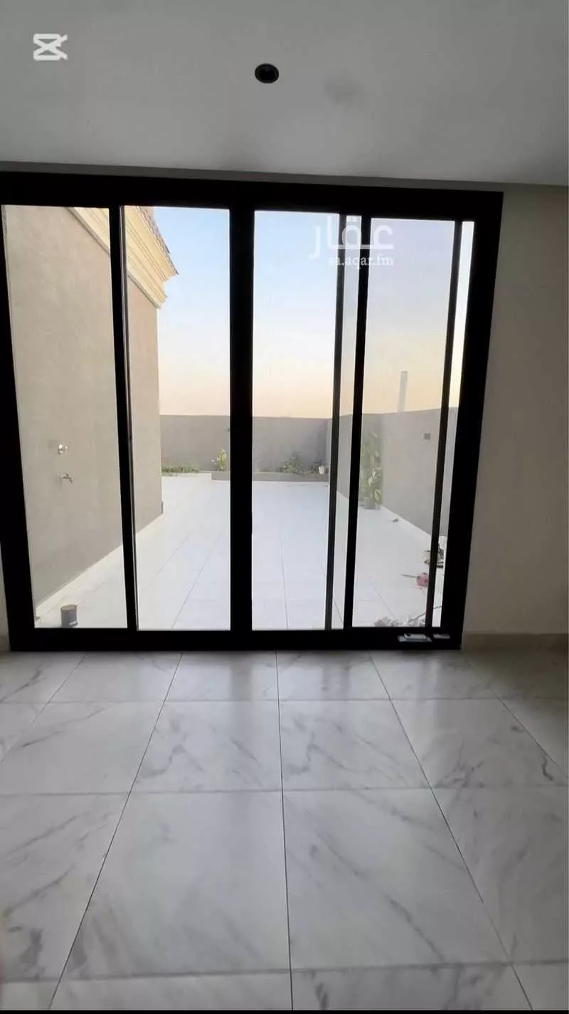 5 bedroom apartment in Al Marwa 4