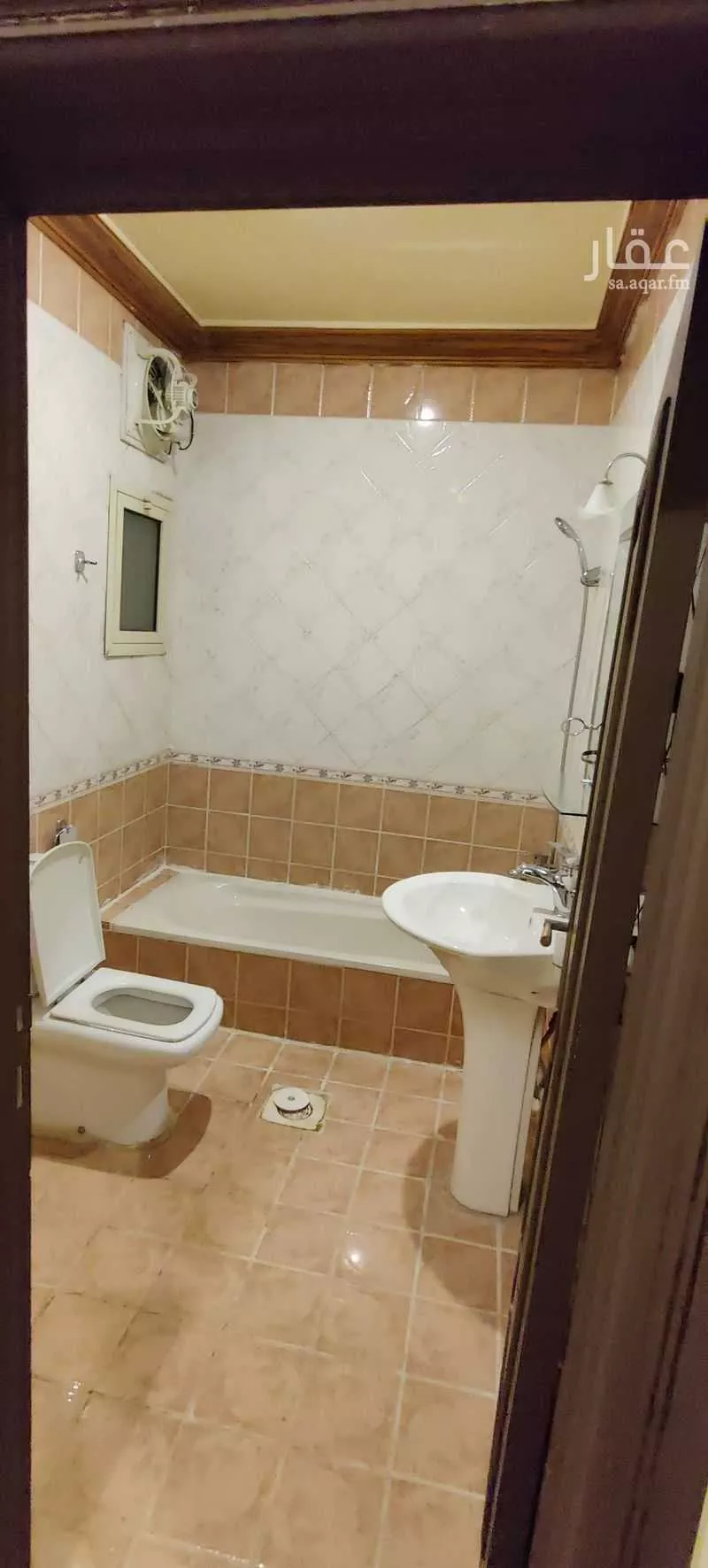 4 bedroom apartment in Al Marwa 7