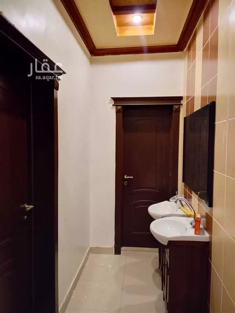4 bedroom apartment in Al Marwa 9