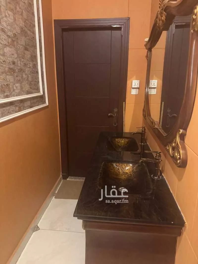 7 bedroom apartment in Al Manar 11